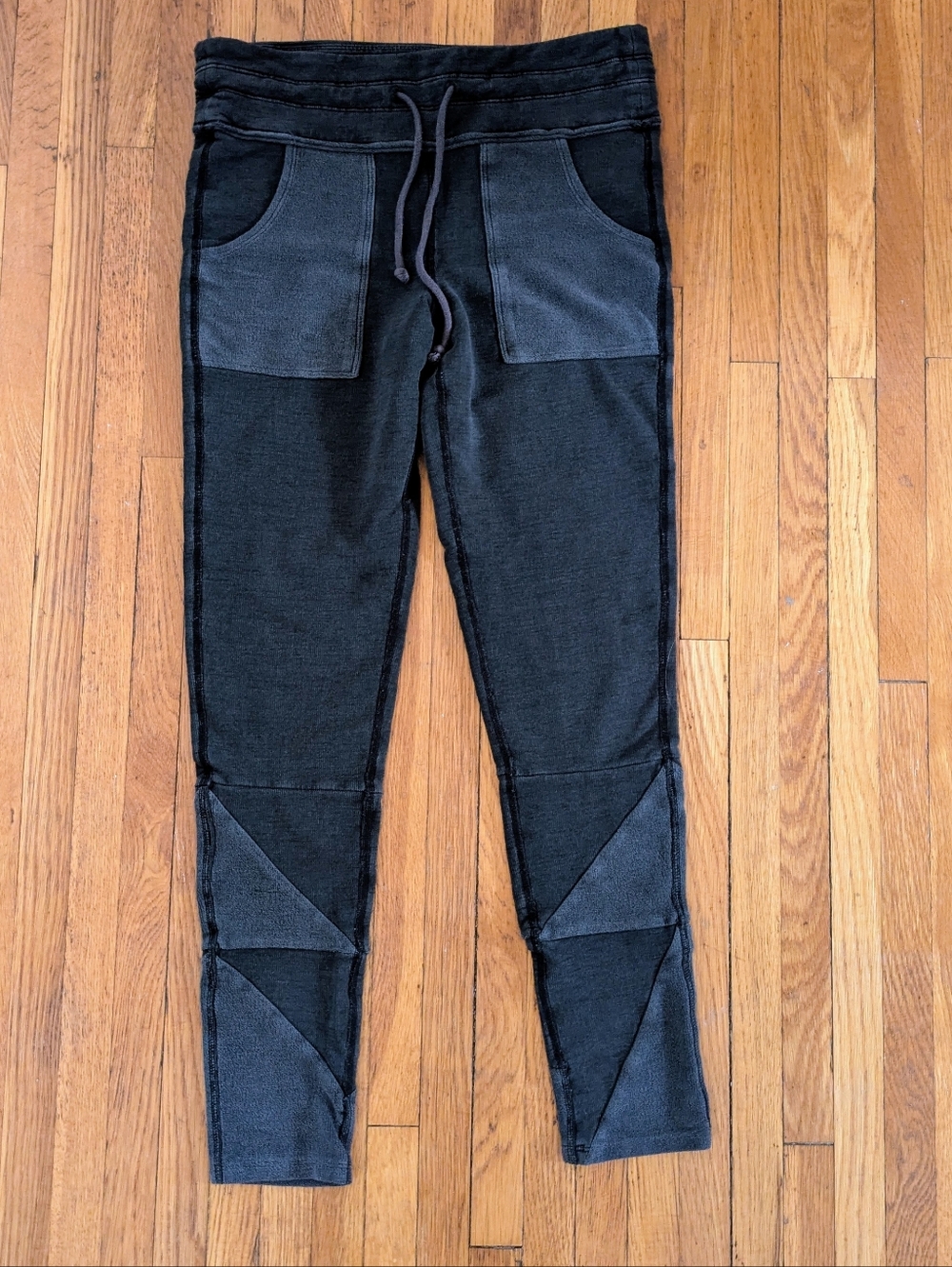 fp movement Women's Jogger Activewear Pants Black Gray M Drawstring Pockets